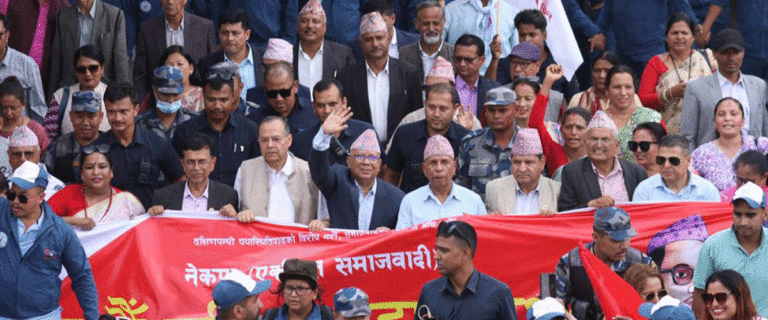 The current image has no alternative text. The file name is: Ekikrit-Samajbadi.gif