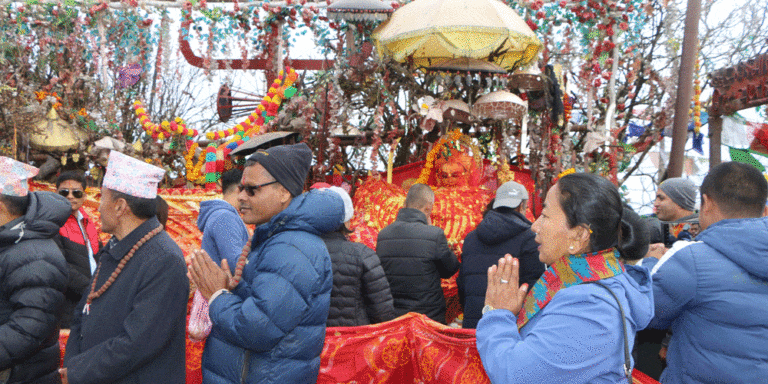 The current image has no alternative text. The file name is: Pathibhara.gif