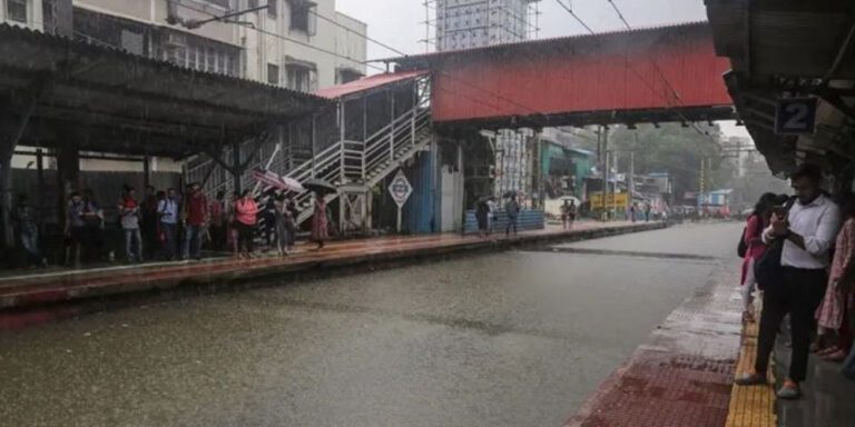 The current image has no alternative text. The file name is: rain-india.jpg
