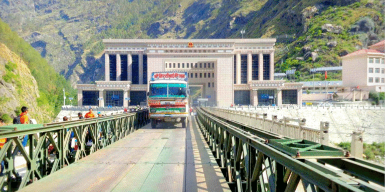 The current image has no alternative text. The file name is: rasuwa-naka.gif