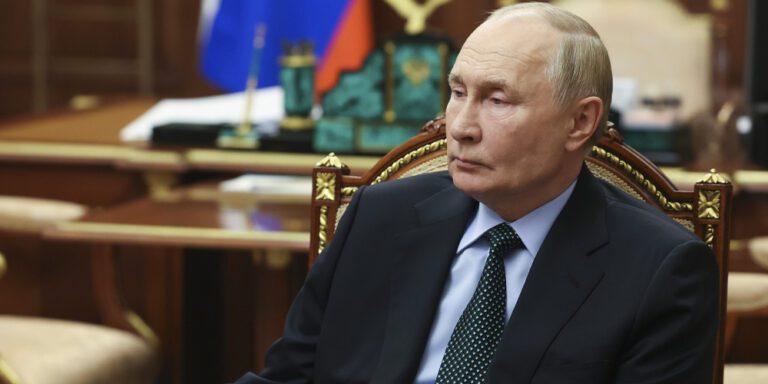 The current image has no alternative text. The file name is: putin.jpg