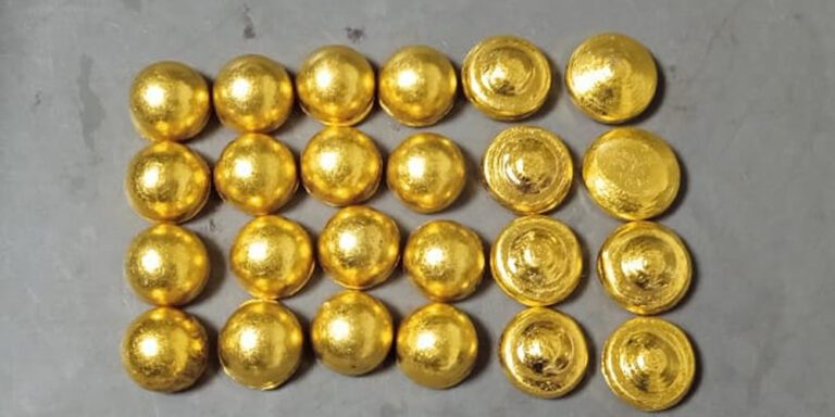 The current image has no alternative text. The file name is: gold-arest.jpg