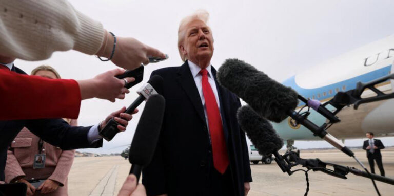 The current image has no alternative text. The file name is: Trump-1.jpg