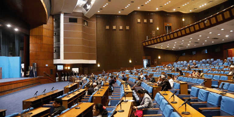 The current image has no alternative text. The file name is: parliyament-1.gif