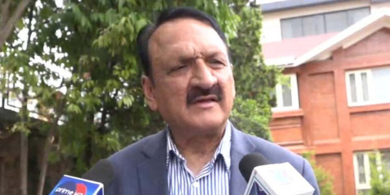 The current image has no alternative text. The file name is: Mahat.jpg