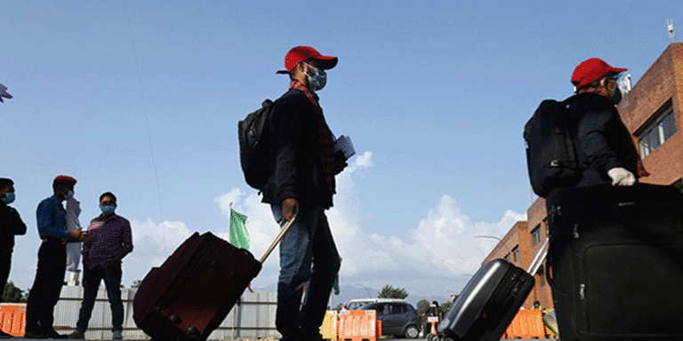 The current image has no alternative text. The file name is: abroad.gif