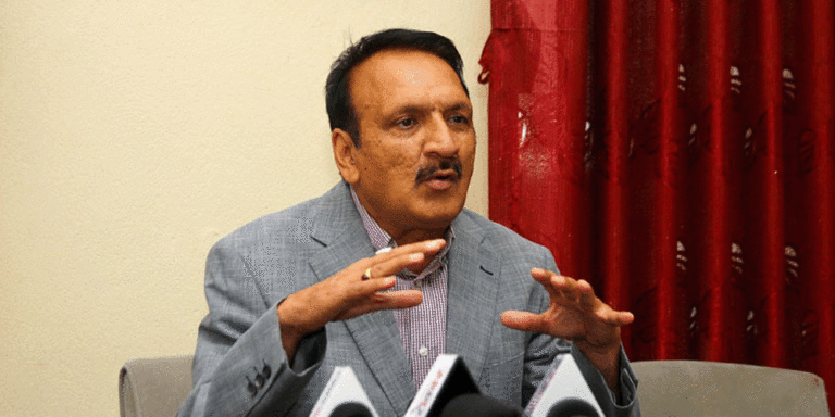 The current image has no alternative text. The file name is: mahat.gif