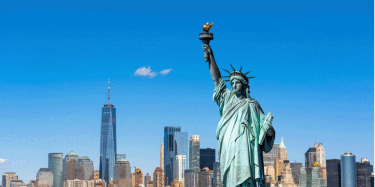 The current image has no alternative text. The file name is: usa.gif