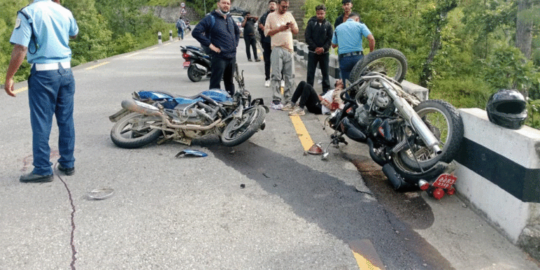 The current image has no alternative text. The file name is: accident.gif