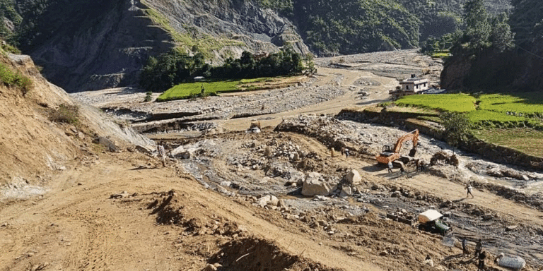 The current image has no alternative text. The file name is: bp-rajmarg.gif