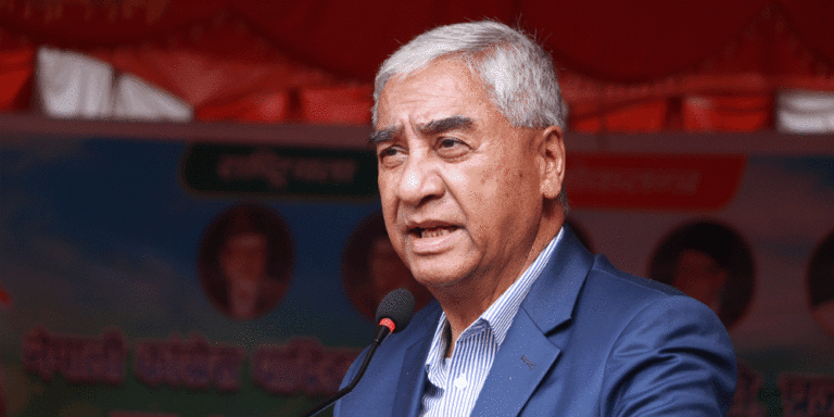 The current image has no alternative text. The file name is: deuwa-3.gif