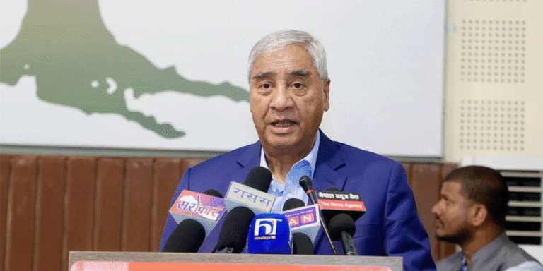 The current image has no alternative text. The file name is: deuwa-4.gif