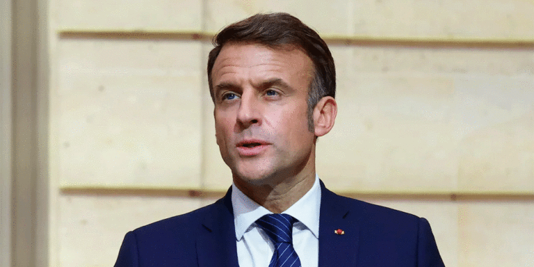 The current image has no alternative text. The file name is: franc.gif