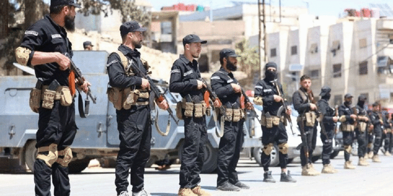 The current image has no alternative text. The file name is: jhadap.gif