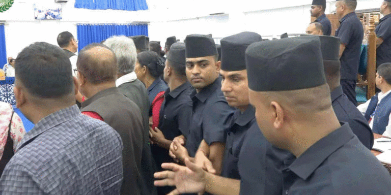 The current image has no alternative text. The file name is: madesh.gif