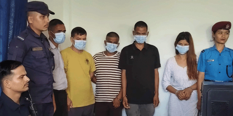 The current image has no alternative text. The file name is: thagi.gif