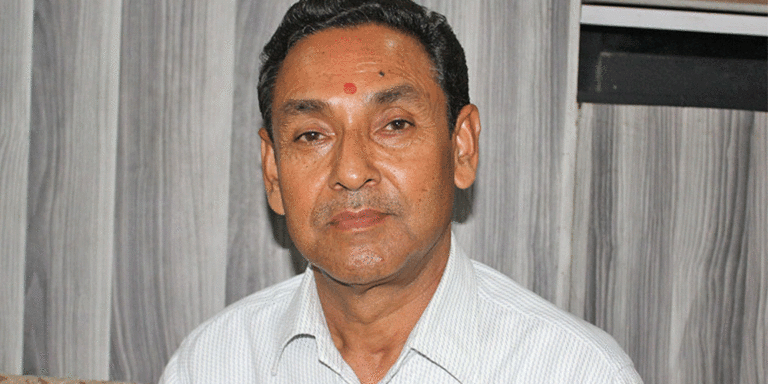 The current image has no alternative text. The file name is: upadhyachay.gif