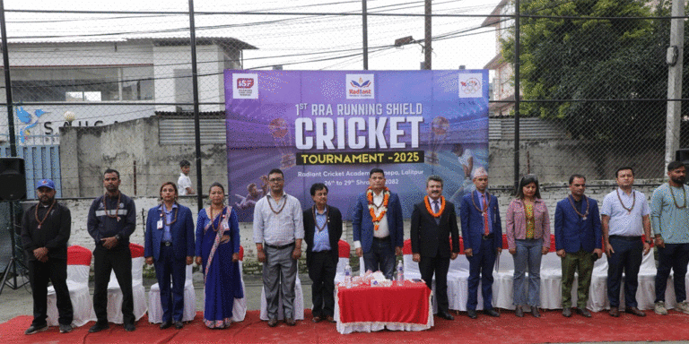 The current image has no alternative text. The file name is: RR-cricket.gif