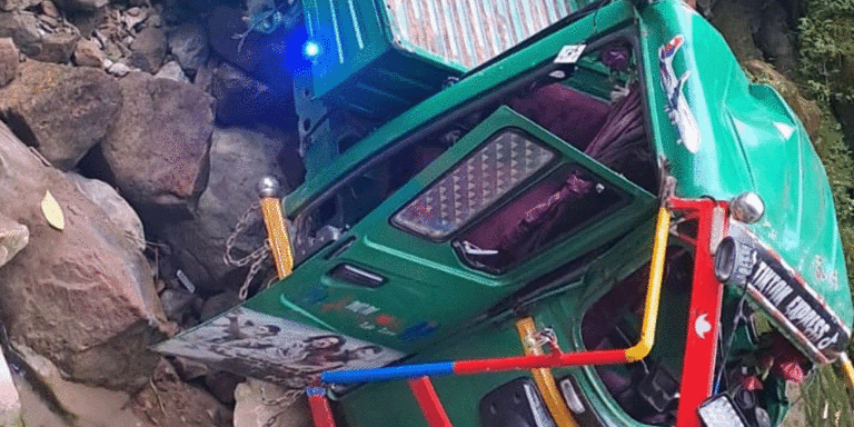 The current image has no alternative text. The file name is: accident-7.gif