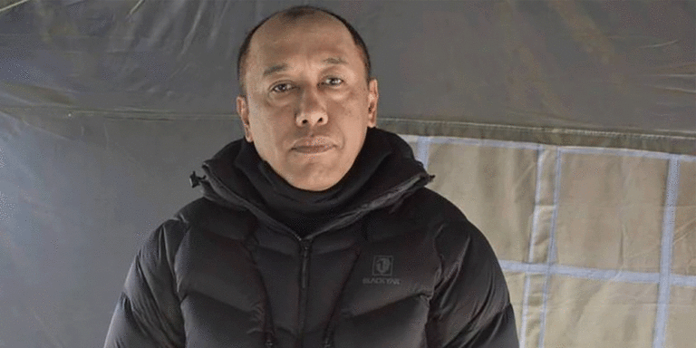 The current image has no alternative text. The file name is: arrested-2.gif