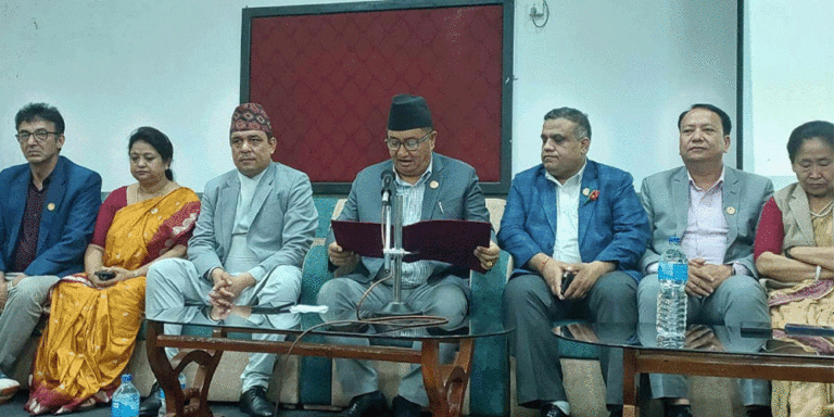 The current image has no alternative text. The file name is: bagmati-1.gif