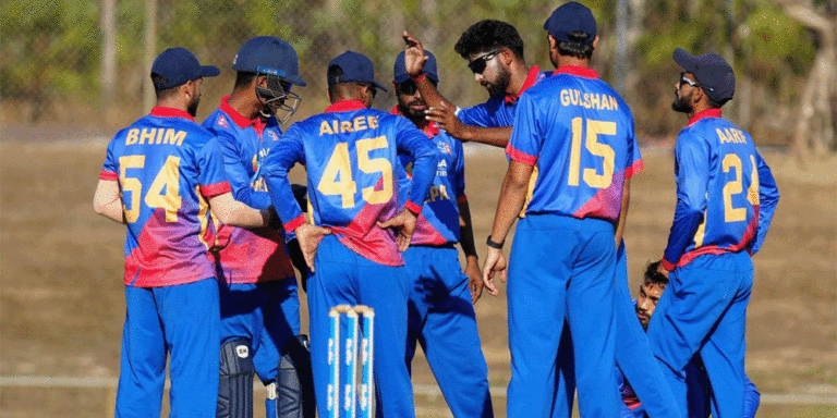 The current image has no alternative text. The file name is: cricket-10.gif