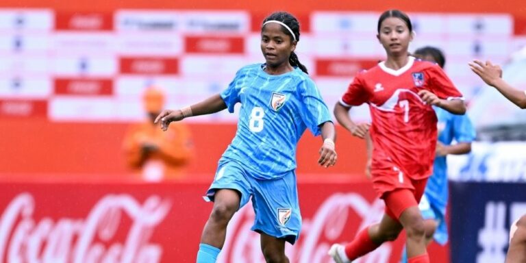 The current image has no alternative text. The file name is: football-2.jpg