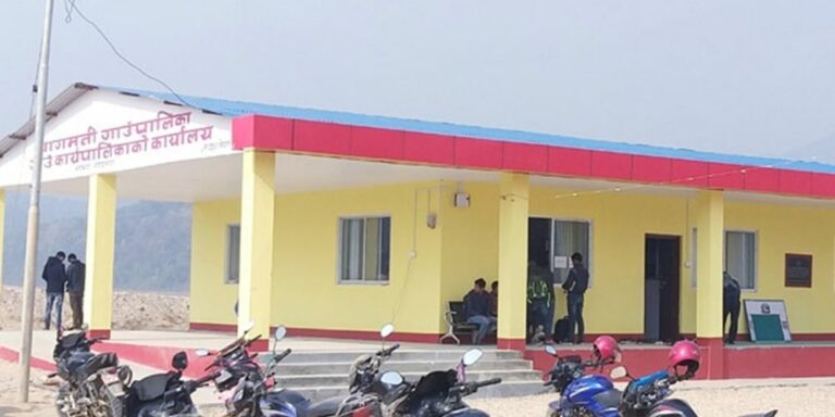 The current image has no alternative text. The file name is: hetauda.jpg