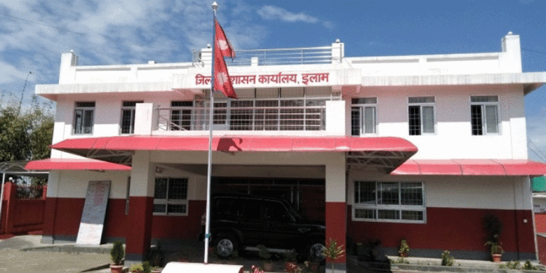 The current image has no alternative text. The file name is: illam.gif
