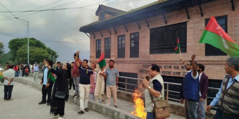 The current image has no alternative text. The file name is: jasapa.jpg