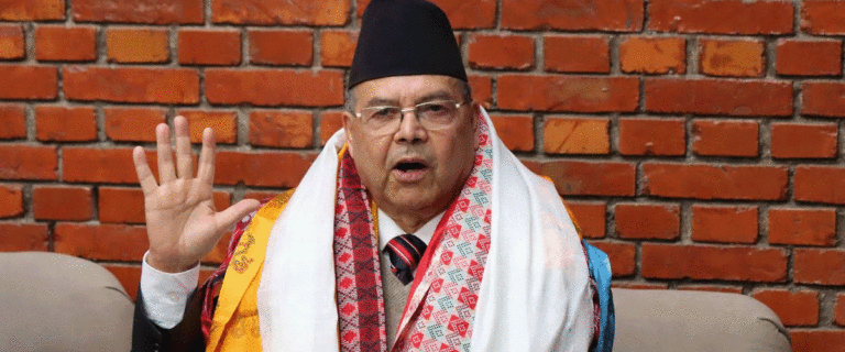 The current image has no alternative text. The file name is: jhalanath.gif