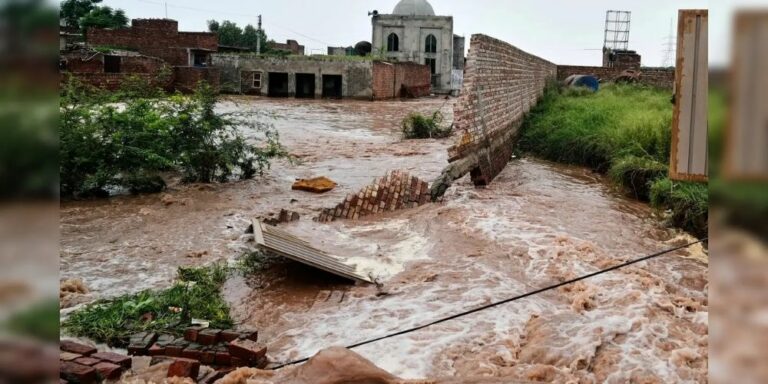 The current image has no alternative text. The file name is: pakistan.jpg