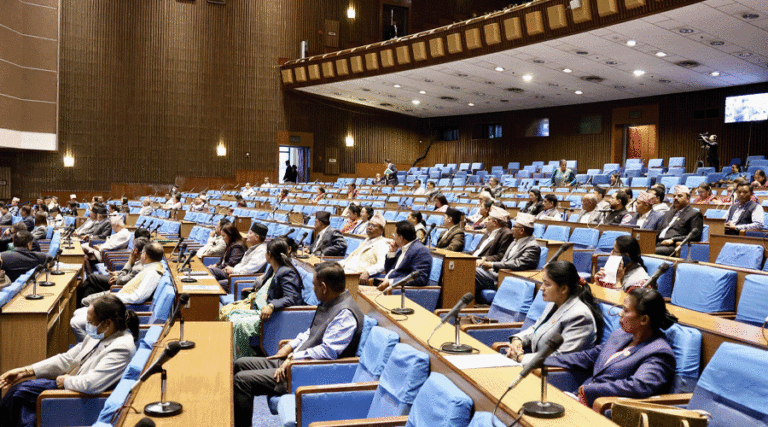 The current image has no alternative text. The file name is: parliyament.gif