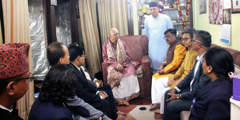 The current image has no alternative text. The file name is: pasupatinath.gif