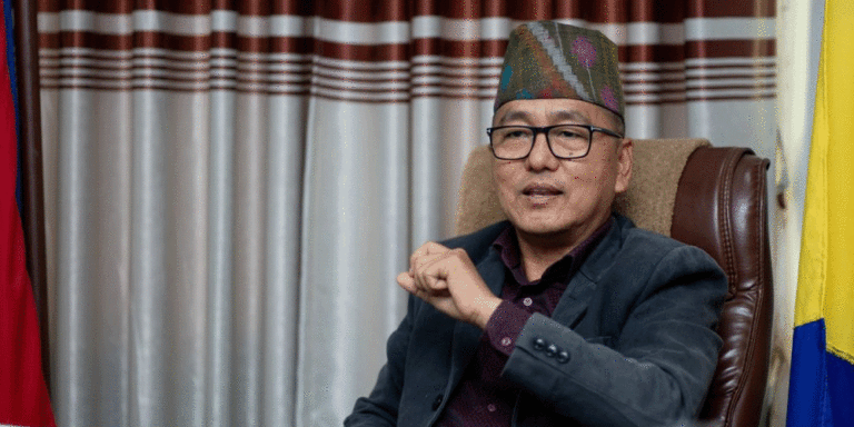 The current image has no alternative text. The file name is: rajendra.gif