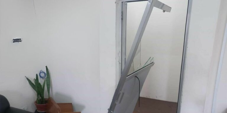 The current image has no alternative text. The file name is: tu.jpg