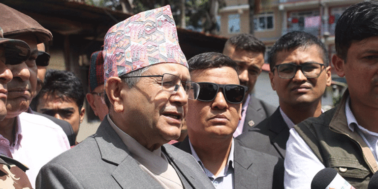 The current image has no alternative text. The file name is: Devraj-3.gif