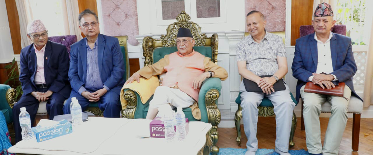 गुन्डुबाट ‘पकेटको मान्छे’को सूची तयार गर्दै ओली, भन्छन्- म सूची बनाउँछु, त्यहीँ भोट हाल्नू