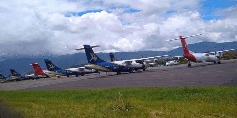 The current image has no alternative text. The file name is: airport.gif
