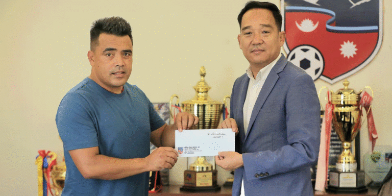 The current image has no alternative text. The file name is: anf.gif