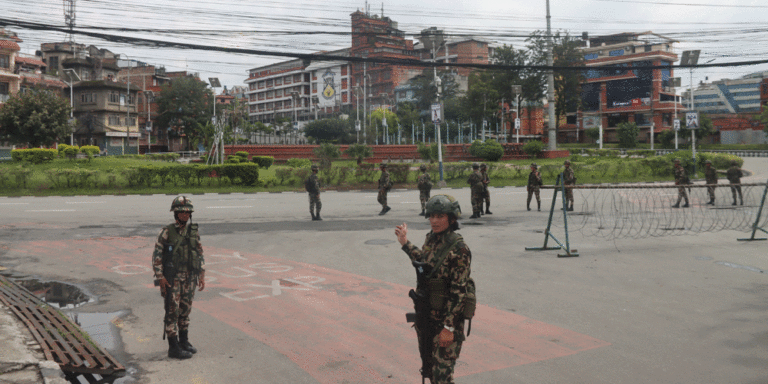 The current image has no alternative text. The file name is: army-1.gif