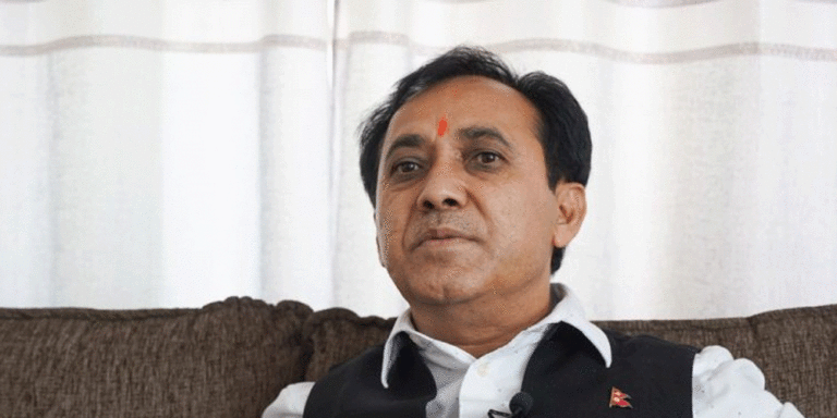 The current image has no alternative text. The file name is: bishowprakesh.gif