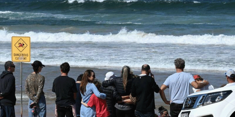 The current image has no alternative text. The file name is: death.gif