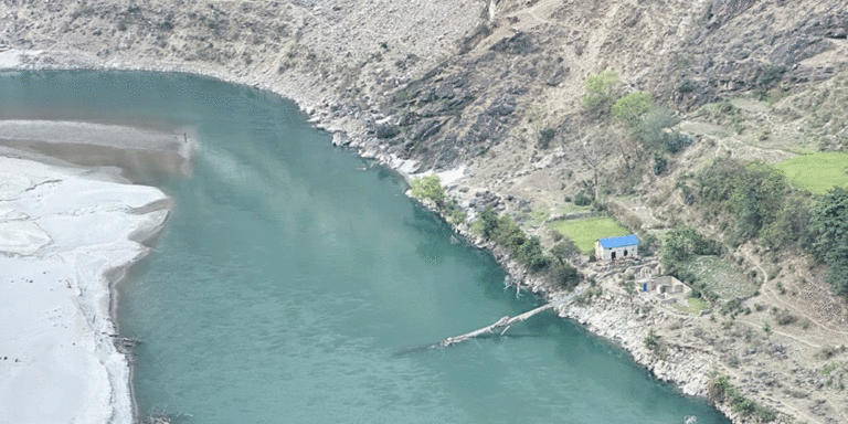The current image has no alternative text. The file name is: karnali.gif