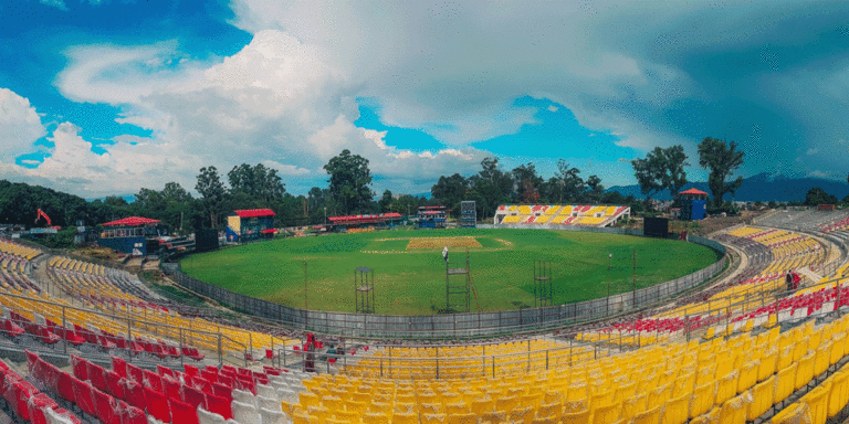 The current image has no alternative text. The file name is: tu.gif