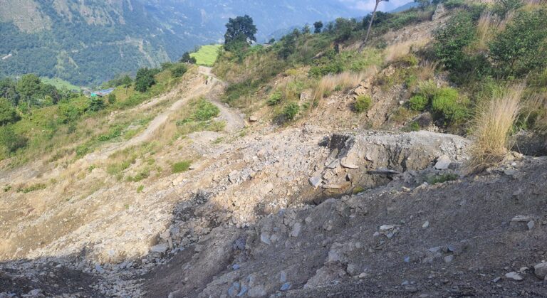 The current image has no alternative text. The file name is: alapatra-sadak.jpg