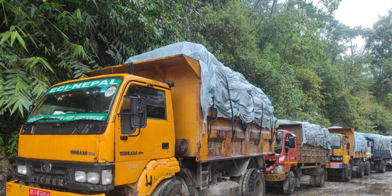 The current image has no alternative text. The file name is: banchre.jpg