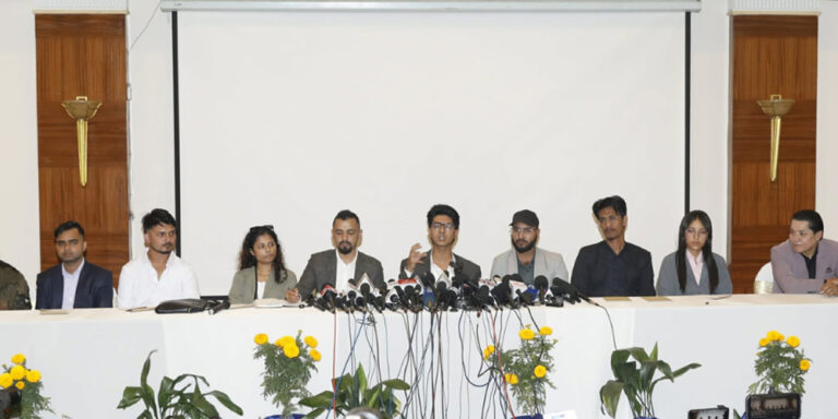 The current image has no alternative text. The file name is: genz-2.jpg