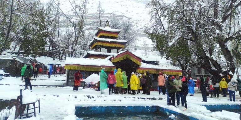 The current image has no alternative text. The file name is: muktinath-mustang.jpg