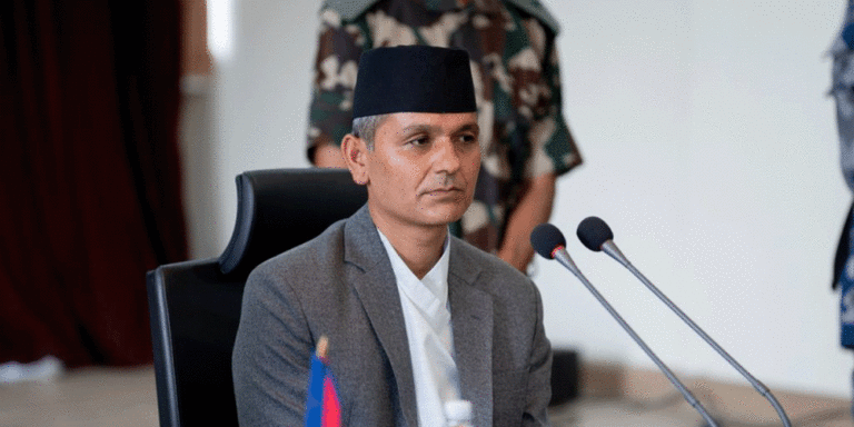 The current image has no alternative text. The file name is: omparkash.gif